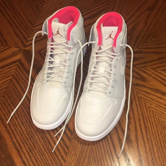 grey pink jordan 1